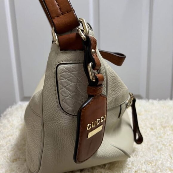 100% Authentic Gucci Hobo Handbag Off White 15x9x7 - Picture 2 of 8